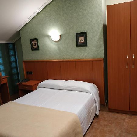 טורדסיאס Hotel Real De Castilla מראה חיצוני תמונה
