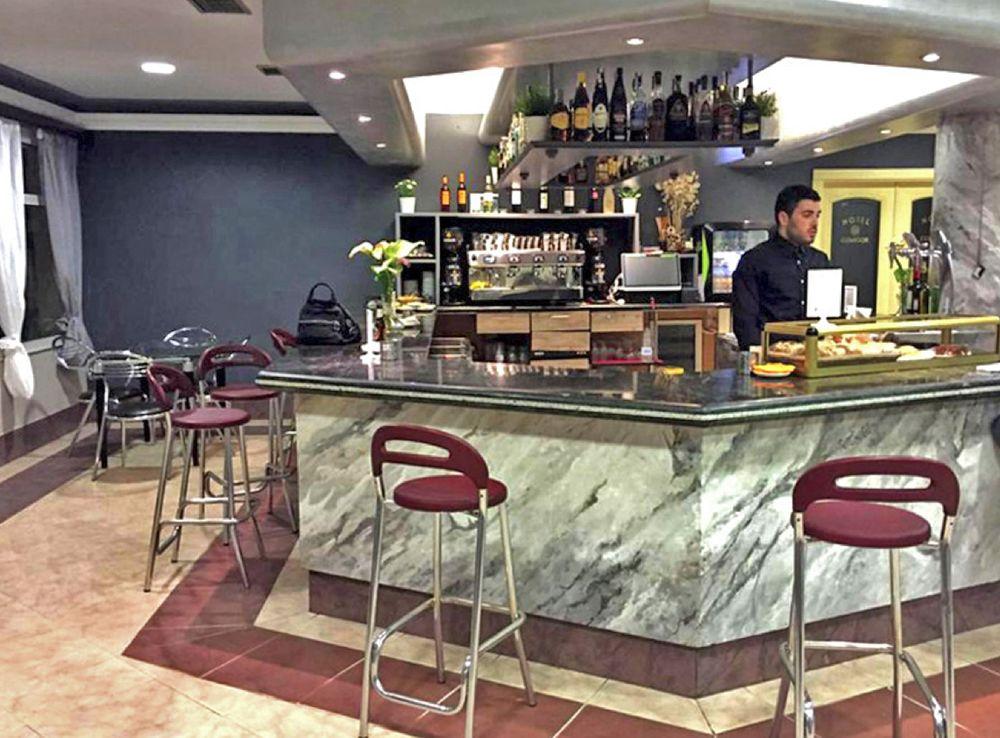 טורדסיאס Hotel Real De Castilla מראה חיצוני תמונה