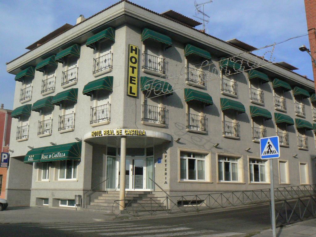 טורדסיאס Hotel Real De Castilla מראה חיצוני תמונה