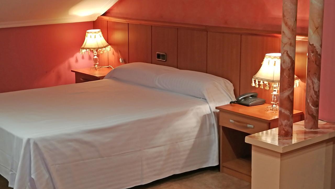 טורדסיאס Hotel Real De Castilla מראה חיצוני תמונה