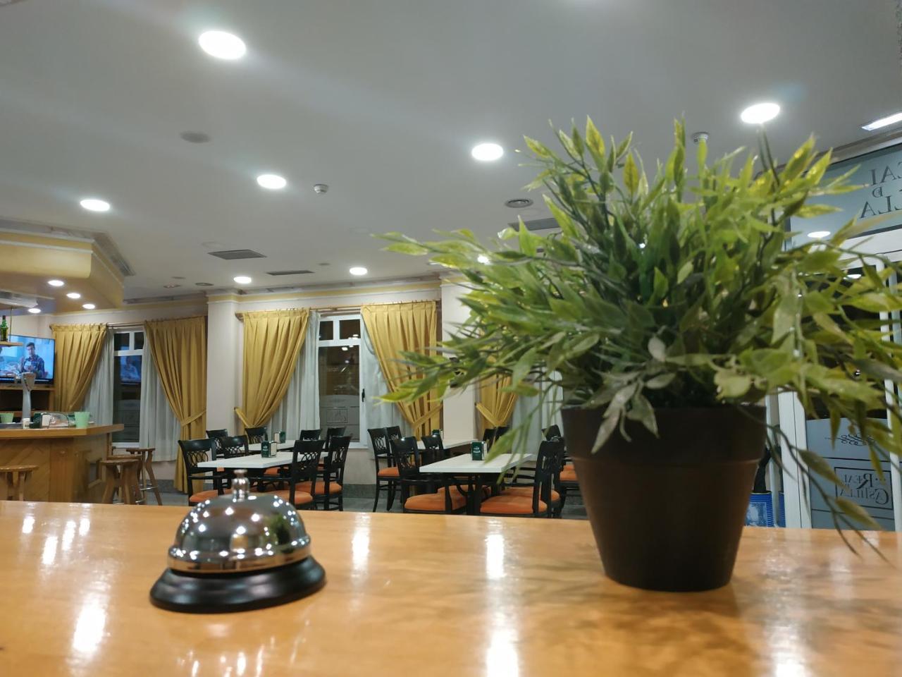 טורדסיאס Hotel Real De Castilla מראה חיצוני תמונה